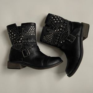 Studded black leather moto ankle Boot Women size 8